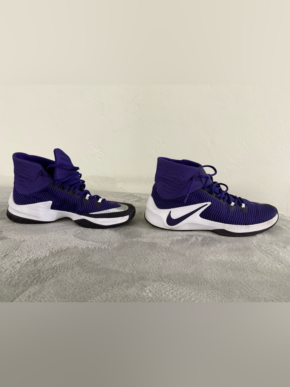 Nike Men's Purple and White High-Top Basketball Shoes